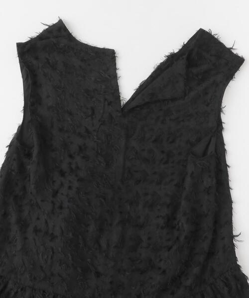 URBAN RESEARCH ROSSO WOMEN（アーバンリサーチ　ロッソ）の「ジャガードVネックワンピース（ワンピース・レディース・アイボリー/ブラック・FREE）」の12枚目の写真