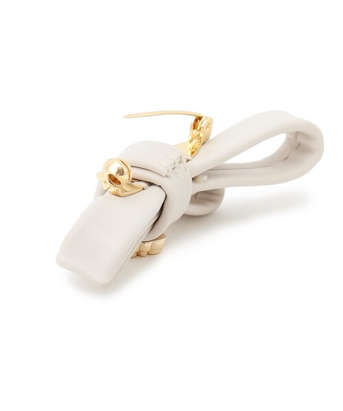 TOCCA(トッカ)の「BOW RIBBON FURTIPPET ティペット(マフラー・レディース・ベージュ系/ライトグレー系・F)」の18枚目の写真