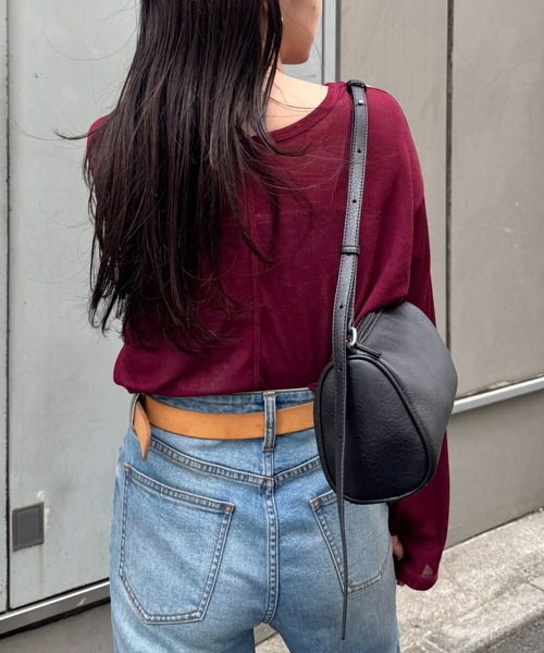 CIAOPANIC TYPY（チャオパニックティピー）の「【新色追加】2WAYシアーヘンリーネックTEE（Tシャツ/カットソー・レディース・グレー/オレンジ/サックスブルー/ホワイト/ブラック/アイボリー/ブルー/ブラウン/ピンク/バーガンディー/グレー系その他/ベビーピンク/ブルー系その他/ミント・ONE SIZE）」の15枚目の写真