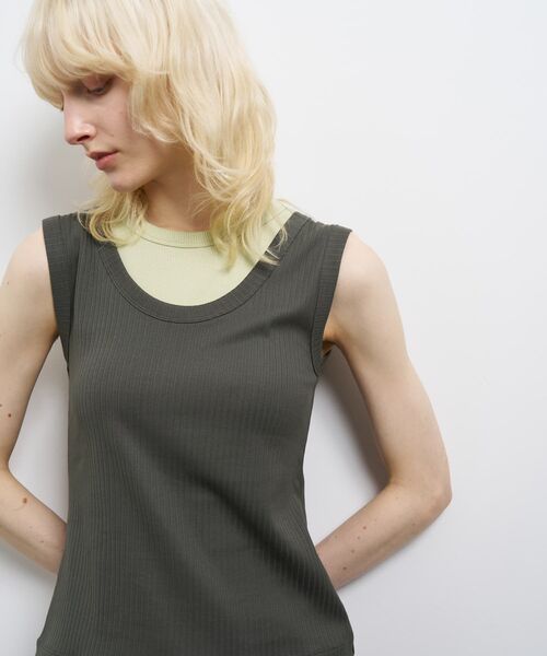 LANVIN en Bleu（ランバンオンブルー）の「レイヤードタンクトップ（Tシャツ/カットソー・レディース・ブラウン/チャコールグレー/ブラック・38）」の3枚目の写真