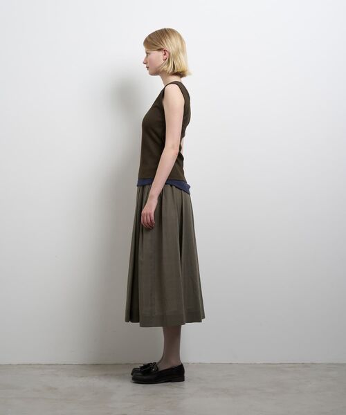 LANVIN en Bleu（ランバンオンブルー）の「レイヤードタンクトップ（Tシャツ/カットソー・レディース・ブラウン/チャコールグレー/ブラック・38）」の5枚目の写真