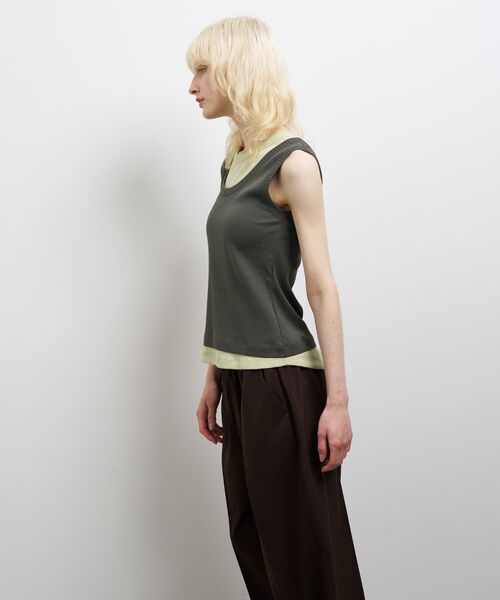 LANVIN en Bleu（ランバンオンブルー）の「レイヤードタンクトップ（Tシャツ/カットソー・レディース・ブラウン/チャコールグレー/ブラック・38）」の22枚目の写真