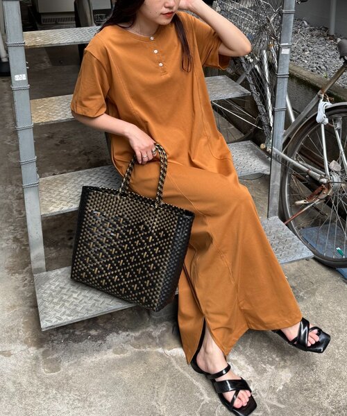 CIAOPANIC TYPY(チャオパニックティピー)の「前後2wayヘンリーネックカットワンピース/接触冷感(ワンピース・レディース・キャメル/グレー系その他/ブラック・ONE SIZE)」の19枚目の写真