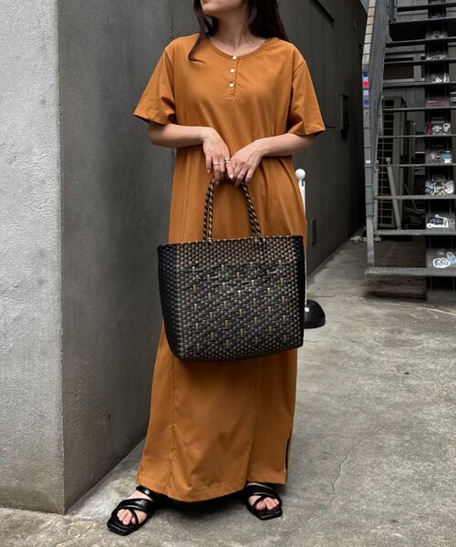 CIAOPANIC TYPY(チャオパニックティピー)の「前後2wayヘンリーネックカットワンピース/接触冷感(ワンピース・レディース・キャメル/グレー系その他/ブラック・ONE SIZE)」の20枚目の写真