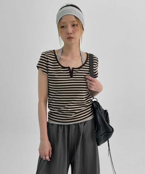 BLACKUP（ブラックアップ）の「[MADE] ロバンストライプヘンリーネック半袖Tシャツ（Tシャツ/カットソー・レディース・ネイビー/ブラウン/ブラック・FREE）」の4枚目の写真