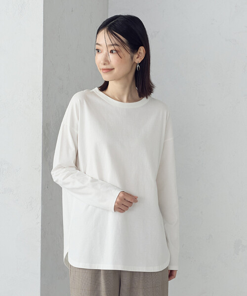 COMME CA ISM（コムサイズム）の「裾スリット ロングＴシャツ（Tシャツ/カットソー・レディース・チャコール/ブラック/ホワイト・MEDIUM/LARGE）」の5枚目の写真