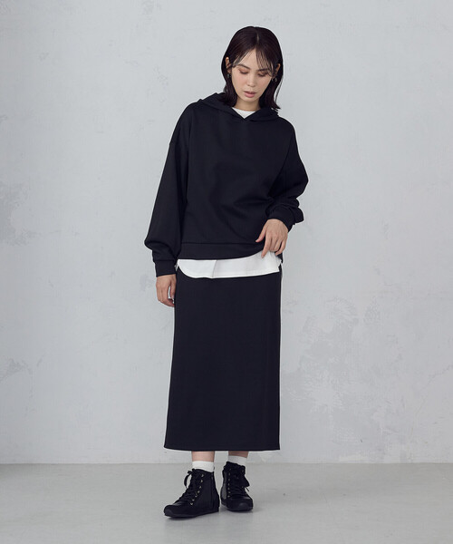 COMME CA ISM（コムサイズム）の「裾スリット ロングＴシャツ（Tシャツ/カットソー・レディース・チャコール/ブラック/ホワイト・MEDIUM/LARGE）」の7枚目の写真