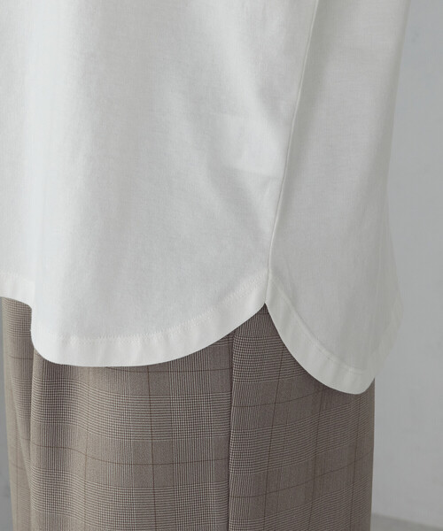 COMME CA ISM（コムサイズム）の「裾スリット ロングＴシャツ（Tシャツ/カットソー・レディース・チャコール/ブラック/ホワイト・MEDIUM/LARGE）」の22枚目の写真