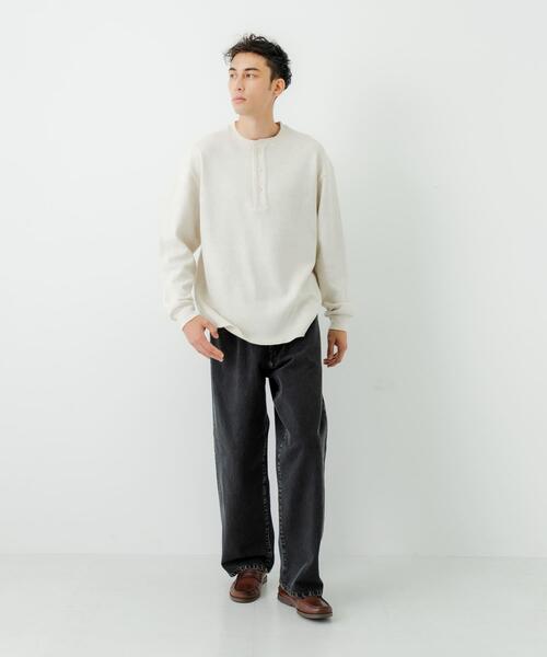 URBAN RESEARCH(アーバンリサーチ)の「『UR TECH』度詰めワッフルヘンリーロングスリーブ(Tシャツ/カットソー・メンズ・オートミール/ホワイト/ライトグレー/ブラック・MEDIUM/LARGE)」の22枚目の写真