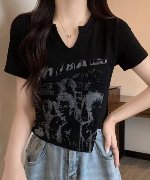 2ly2（トゥーリートゥー）の「短丈×スリムシルエットのヴィンテージ風Tシャツ（Tシャツ/カットソー・レディース・ベージュ/ブラック/グレー/ホワイト・FREE）」の3枚目の写真