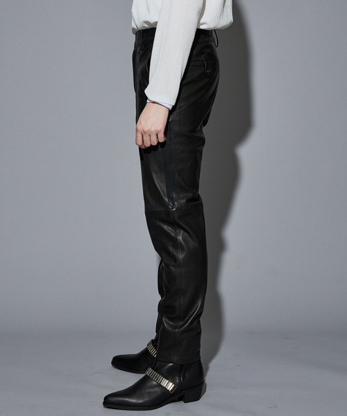 5351 POUR LES HOMMES（ゴーサンゴーイチプールオム）の「【セットアップ対応】レザー テーパード スラックスパンツ（スラックス・メンズ・ブラック・50/48/46/44）」の4枚目の写真