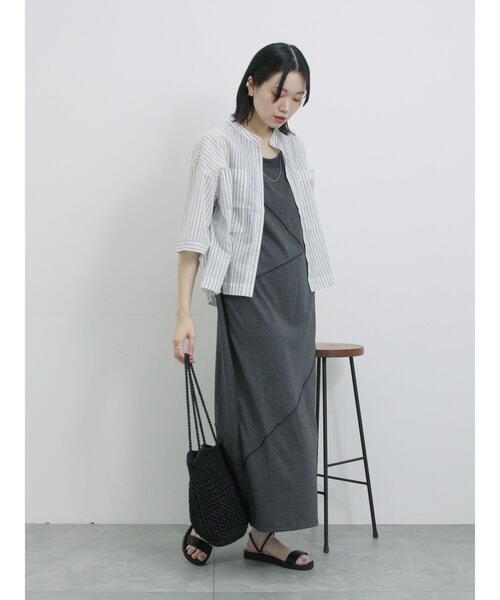 Samansa Mos2 blue(サマンサモスモスブルー)の「◎【接触冷感】切替カットワンピース(ワンピース・レディース・ブラック/トップグレー/チャコールグレー・F)」の22枚目の写真