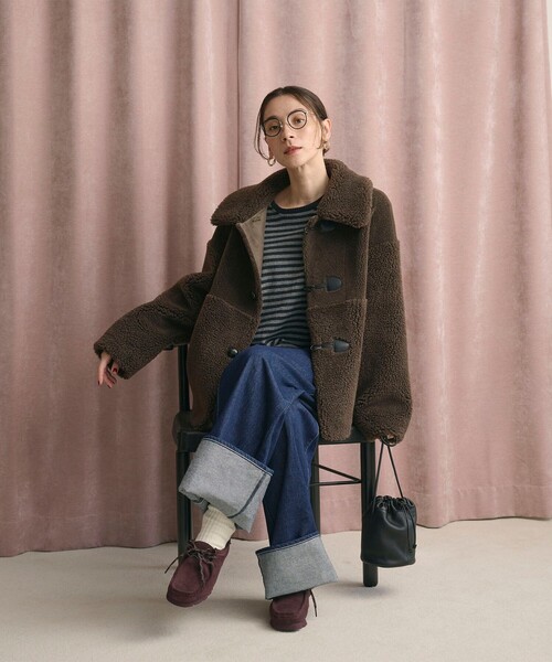 YAHKI（ヤーキ）の「＜YAHKI＞ミニ レザー ドロスト ショルダーバッグ（ショルダーバッグ・レディース・ブラック/オリーブ・FREE）」の10枚目の写真