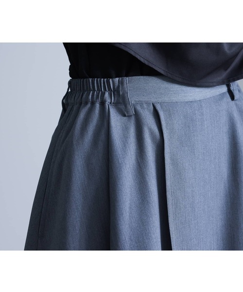 kOhAKU(コハク)の「『アシンメトリーレイヤーパンツ』(その他パンツ・レディース・グレー/ブラック・1/2)」の21枚目の写真