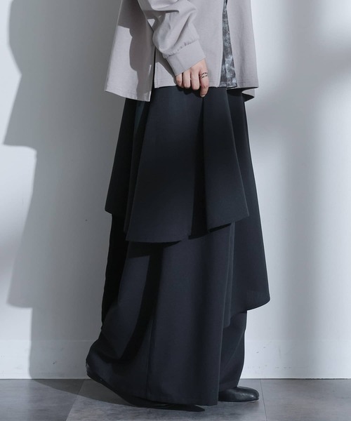 kOhAKU(コハク)の「『アシンメトリーレイヤーパンツ』(その他パンツ・レディース・グレー/ブラック・1/2)」の16枚目の写真