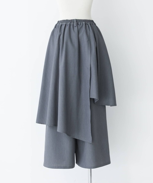 kOhAKU(コハク)の「『アシンメトリーレイヤーパンツ』(その他パンツ・レディース・グレー/ブラック・1/2)」の11枚目の写真