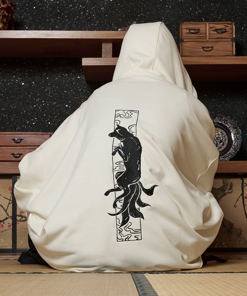 狐独（コドク）の「狐刺繍ビックジップフーディー（パーカー）」 - WEAR