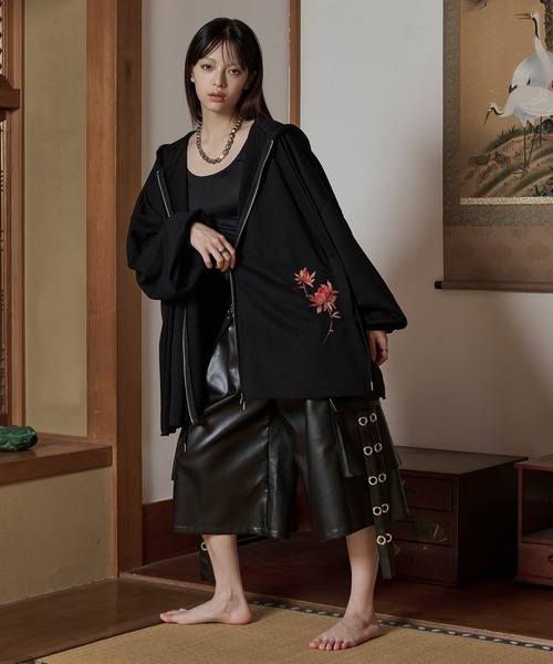 狐独(コドク)の「狐刺繍ビックジップフーディー(パーカー・メンズ・アイボリー/ブラック・LARGE/MEDIUM)」の18枚目の写真