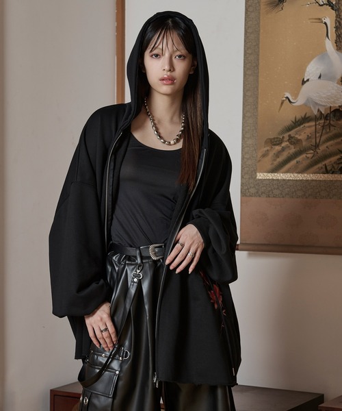 狐独（コドク）の「狐刺繍ビックジップフーディー（パーカー）」 - WEAR