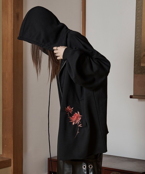 狐独(コドク)の「狐刺繍ビックジップフーディー(パーカー・メンズ・アイボリー/ブラック・LARGE/MEDIUM)」の11枚目の写真