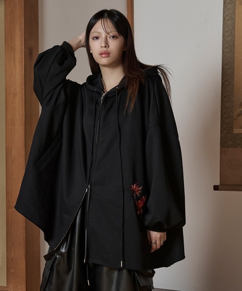 狐独(コドク)の「狐刺繍ビックジップフーディー(パーカー・メンズ・アイボリー/ブラック・LARGE/MEDIUM)」の13枚目の写真