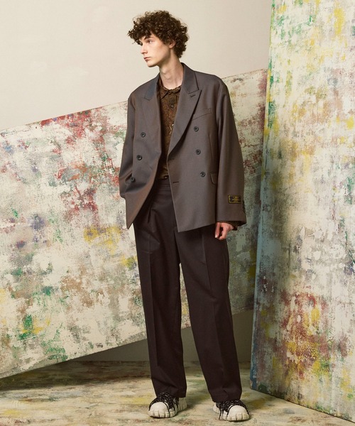 MAISON SPECIAL（メゾンスペシャル）の「《UNISEX》【Italian Dead Stock Fabric】Prime-Over Regular Collar Shirt/プライムオーバーレギュラーカラーシャツ【MAISON SPECIAL/メゾンスペシャル】（シャツ/ブラウス・メンズ・ブルー/アイボリー/ライトブルー/サックスブルー/その他1/その他2/ライトグレー/ブラウン/ピンク/ホワイト・0/1/2）」の11枚目の写真