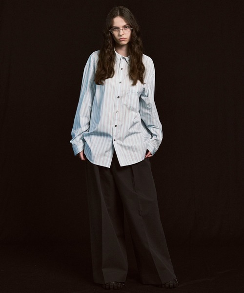 MAISON SPECIAL（メゾンスペシャル）の「《UNISEX》【Italian Dead Stock Fabric】Prime-Over Regular Collar Shirt/プライムオーバーレギュラーカラーシャツ【MAISON SPECIAL/メゾンスペシャル】（シャツ/ブラウス・メンズ・ブルー/アイボリー/ライトブルー/サックスブルー/その他1/その他2/ライトグレー/ブラウン/ピンク/ホワイト・0/1/2）」の22枚目の写真