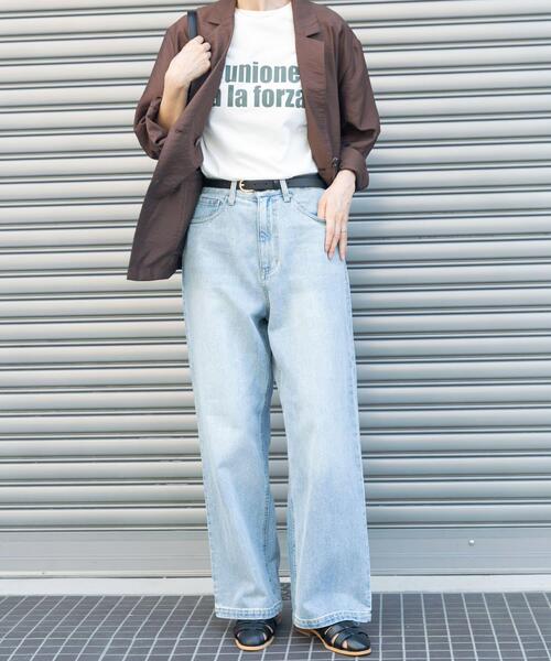 ITEMS URBANRESEARCH(アイテムズ アーバンリサーチ)の「デニムストレートパンツ(デニムパンツ・レディース・ライトブルー/ブルー・SMALL/MEDIUM)」の1枚目の写真
