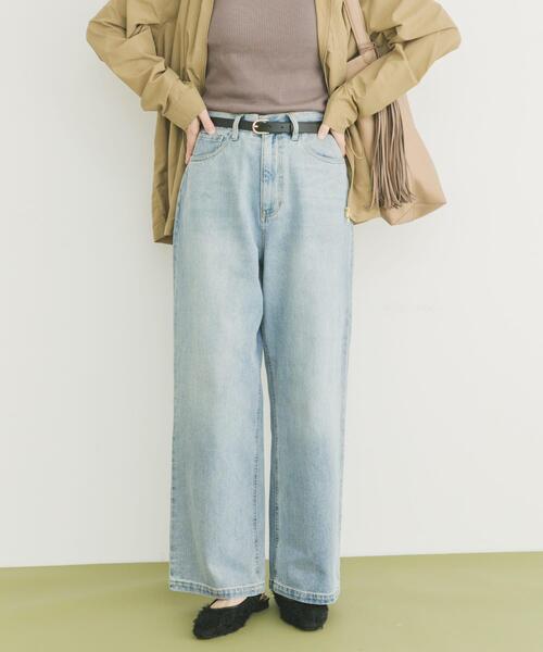 ITEMS URBANRESEARCH(アイテムズ アーバンリサーチ)の「デニムストレートパンツ(デニムパンツ・レディース・ライトブルー/ブルー・SMALL/MEDIUM)」の8枚目の写真