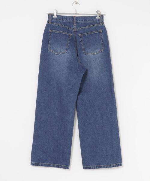 ITEMS URBANRESEARCH(アイテムズ アーバンリサーチ)の「デニムストレートパンツ(デニムパンツ・レディース・ライトブルー/ブルー・SMALL/MEDIUM)」の20枚目の写真