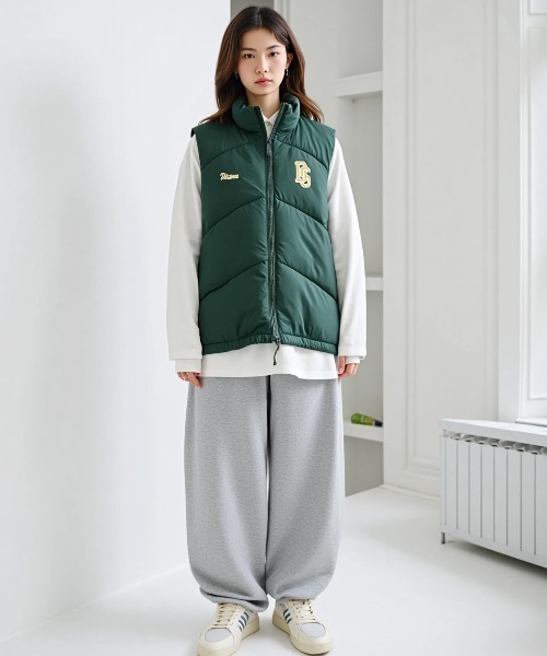 DISCUS（ディスカス）の「2025AW DISCUS/ディスカス オーバーサイズ ユーティリティ ナイロン中綿ベスト キルティング パデッドベスト レディース メンズ（ダウンベスト・レディース・ベージュ/ネイビー/グリーン/アイボリー/ブラック・M/XL/L）」の9枚目の写真