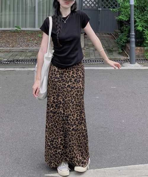 gossip!ロサンゼルス(ゴシップロサンゼルス)の「レオパード柄 サテンマーメイドロングスカート(スカート・レディース・レオパード・S/M/L/XL)」の8枚目の写真