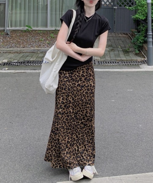 gossip!ロサンゼルス(ゴシップロサンゼルス)の「レオパード柄 サテンマーメイドロングスカート(スカート・レディース・レオパード・S/M/L/XL)」の10枚目の写真