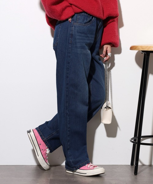 atONE(アットワン)の「デニムカーヴィーパンツ(その他パンツ・レディース・ブルー/ワンウォッシュ/ネイビー・LL/M/L/4L/3L)」の1枚目の写真