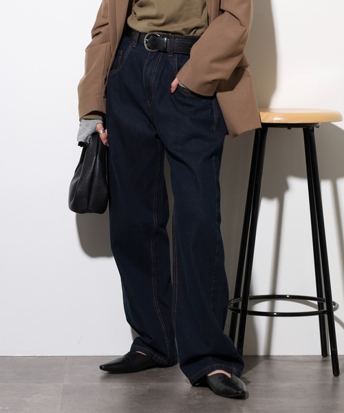 atONE(アットワン)の「デニムカーヴィーパンツ(その他パンツ・レディース・ブルー/ワンウォッシュ/ネイビー・LL/M/L/4L/3L)」の3枚目の写真