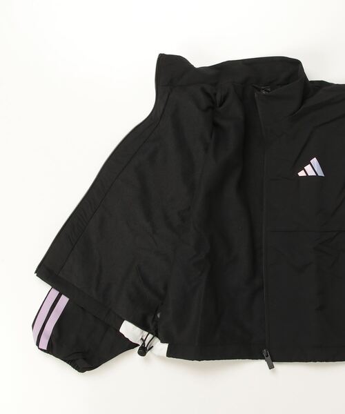 adidas（アディダス）の「ガールズ ウーブン ルーズフィット フルジップ ジャケット キッズ / アディダス adidas（ナイロンジャケット・キッズ・ブラック/バイオレット・130/140/150/160）」の12枚目の写真