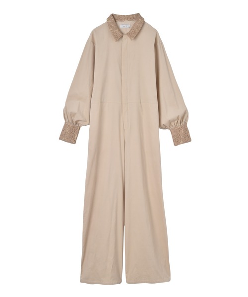 AKTE（アクテ）の「ポイントレースコーデュロイジャンプスーツ（つなぎ/オールインワン・レディース・ライトベージュ/ネイビー・FREE/TALL）」の4枚目の写真