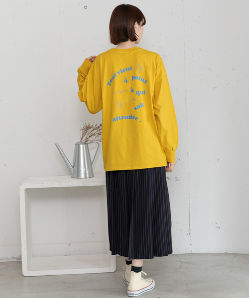 POU DOU DOU（プードゥドゥ）の「バックロゴプリントロンT（Tシャツ/カットソー・レディース・オフホワイト/イエロー/ネイビー・M）」の9枚目の写真