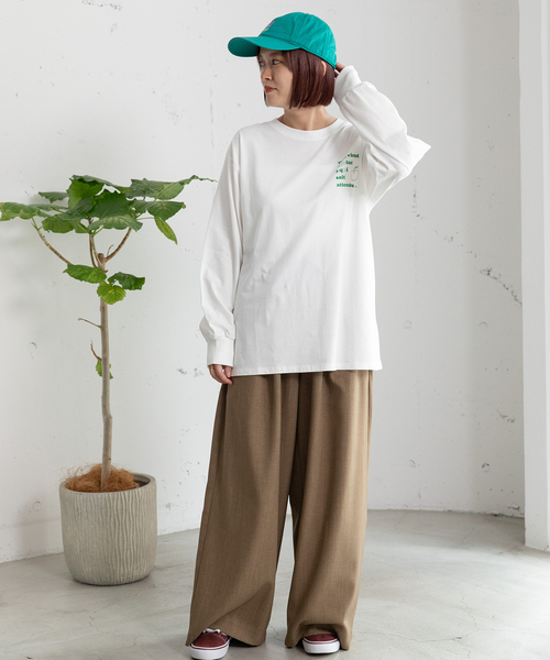 POU DOU DOU（プードゥドゥ）の「バックロゴプリントロンT（Tシャツ/カットソー・レディース・オフホワイト/イエロー/ネイビー・M）」の20枚目の写真