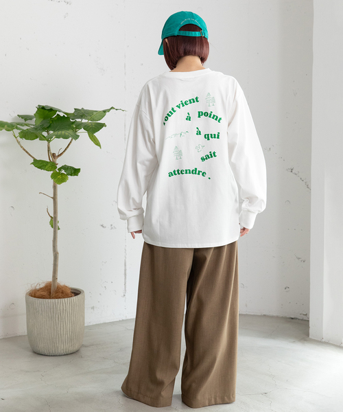 POU DOU DOU（プードゥドゥ）の「バックロゴプリントロンT（Tシャツ/カットソー・レディース・オフホワイト/イエロー/ネイビー・M）」の22枚目の写真