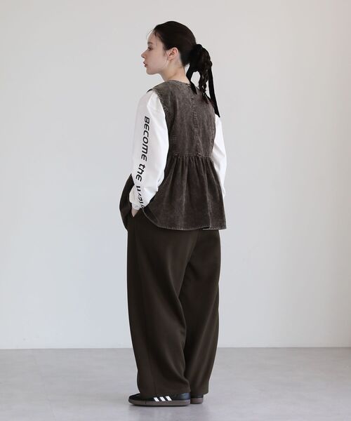 ELENCARE DUE（エレンカーレデュエ）の「・ELENCARE DUE ケミカルコーデュロイベスト（ベスト・レディース・グレー/ブラウン/グリーン・FREE）」の5枚目の写真