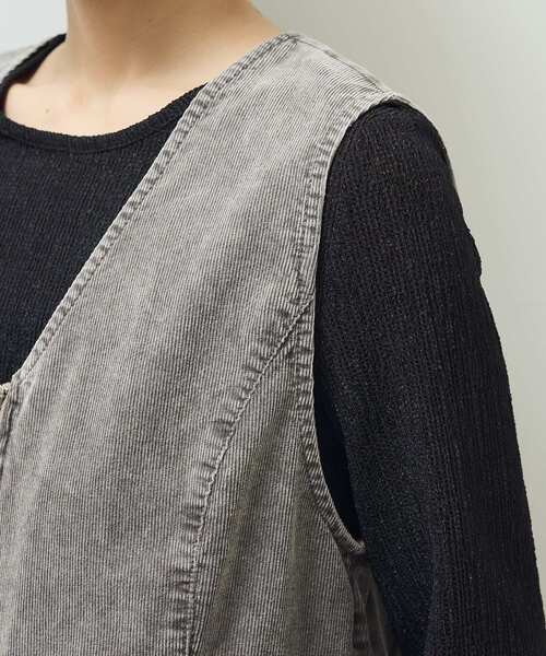 ELENCARE DUE（エレンカーレデュエ）の「・ELENCARE DUE ケミカルコーデュロイベスト（ベスト・レディース・グレー/ブラウン/グリーン・FREE）」の19枚目の写真
