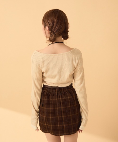 TITTY&CO.（ティティーアンドコー）の「レイヤード風リブロンT（Tシャツ/カットソー・レディース・ブラック/アイボリー/グレー・FREE）」の4枚目の写真