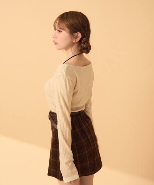 TITTY&CO.（ティティーアンドコー）の「レイヤード風リブロンT（Tシャツ/カットソー・レディース・ブラック/アイボリー/グレー・FREE）」の15枚目の写真