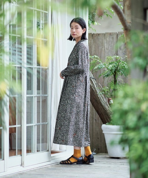 LILI　ワンピース サニークラウズ 金木犀が香るワンピース〈レディース