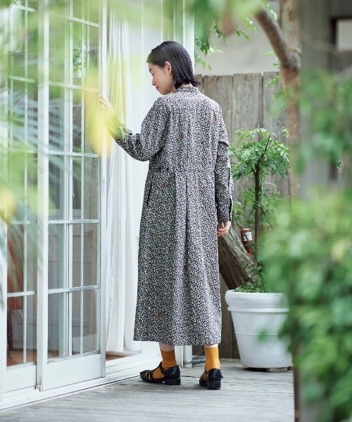 LILI　ワンピース サニークラウズ 金木犀が香るワンピース〈レディース