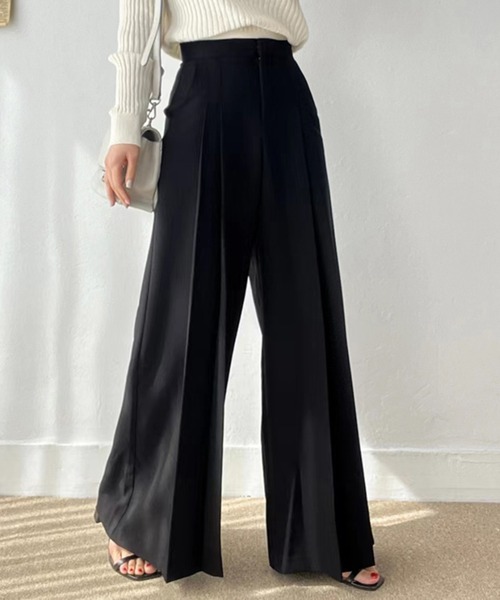 Doula Doula（ドゥーラドゥーラ）の「ワイドタックフレアパンツ（その他パンツ・レディース・ブラック/ベージュ/ブルー・S/M/L）」の10枚目の写真