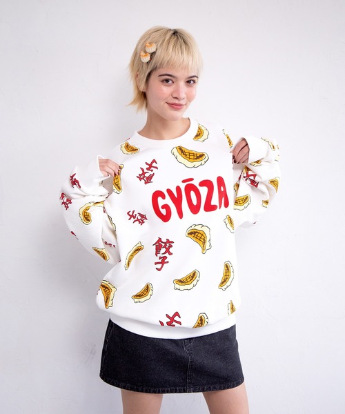 PUNYUS（プニュズ）の「【新サイズ】フード総柄スウェット（GYOZA・ODEN）（スウェット・レディース・レッド系その他/ベージュ・1/2/3/4/5）」の2枚目の写真