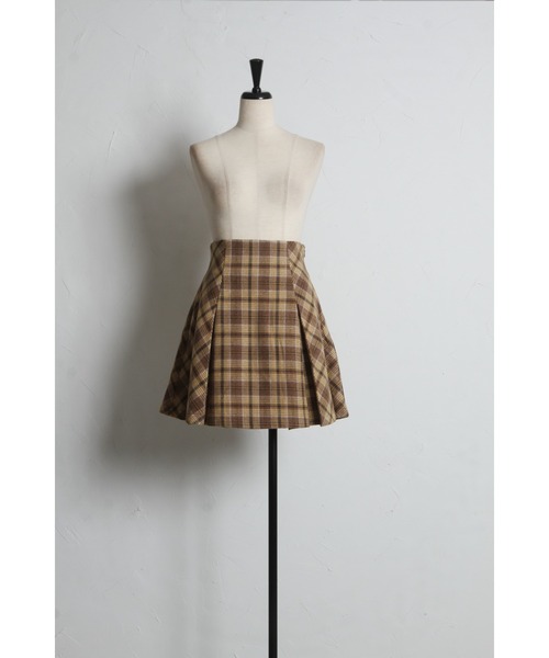tocco closet（トッコ　クローゼット）の「インナーパンツ付きチェックミニスカート（スカート・レディース・マスタード/ブラウン・M）」の16枚目の写真
