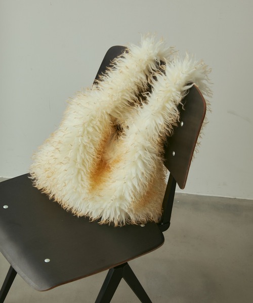 full/fill.（フルフィル）の「fur shoulder bag / ファーショルダーバッグ（ショルダーバッグ・レディース・ベージュ/アイボリー・FREE）」の15枚目の写真